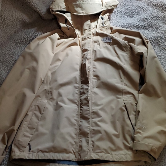 North Face Jacket - Picture 1 of 13